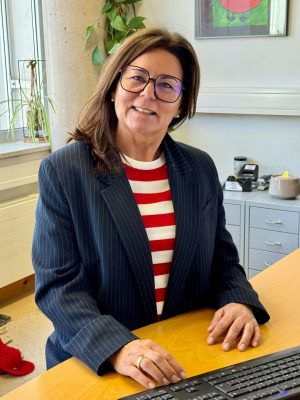 Rektorin Carmen Neumeier der Dalberg Grund- und Mittelschule Aschaffenburg